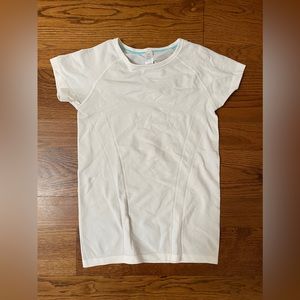 ivivva (kids lululemon) white athletic shirt